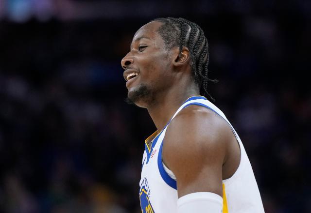 皇冠体育平台-勇士未来战士们进步如何？科尔给出细致评估